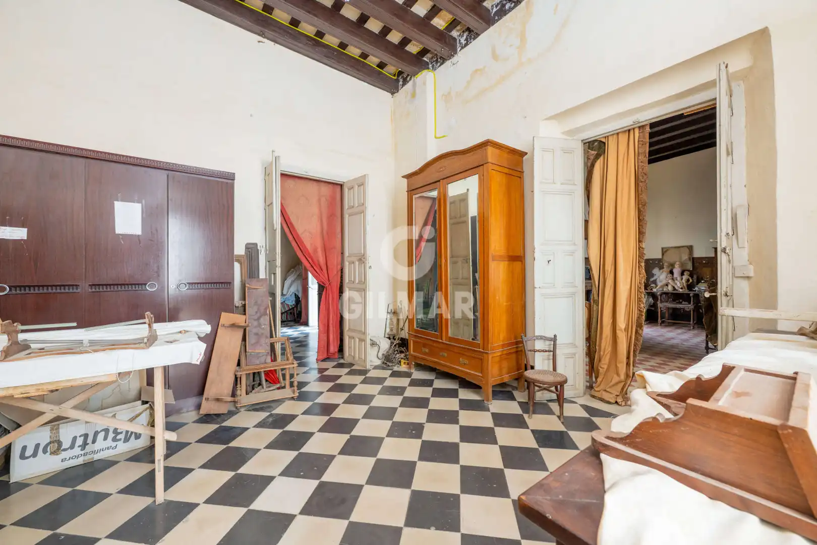 Detached homes for sale in San Fernando  with Heating and Private garden