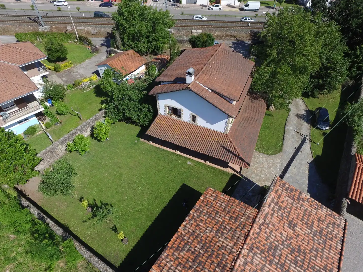 Jardí de Casa o xalet en venda en Cabezón de la Sal amb Calefacció, Jardí privat i Terrassa
