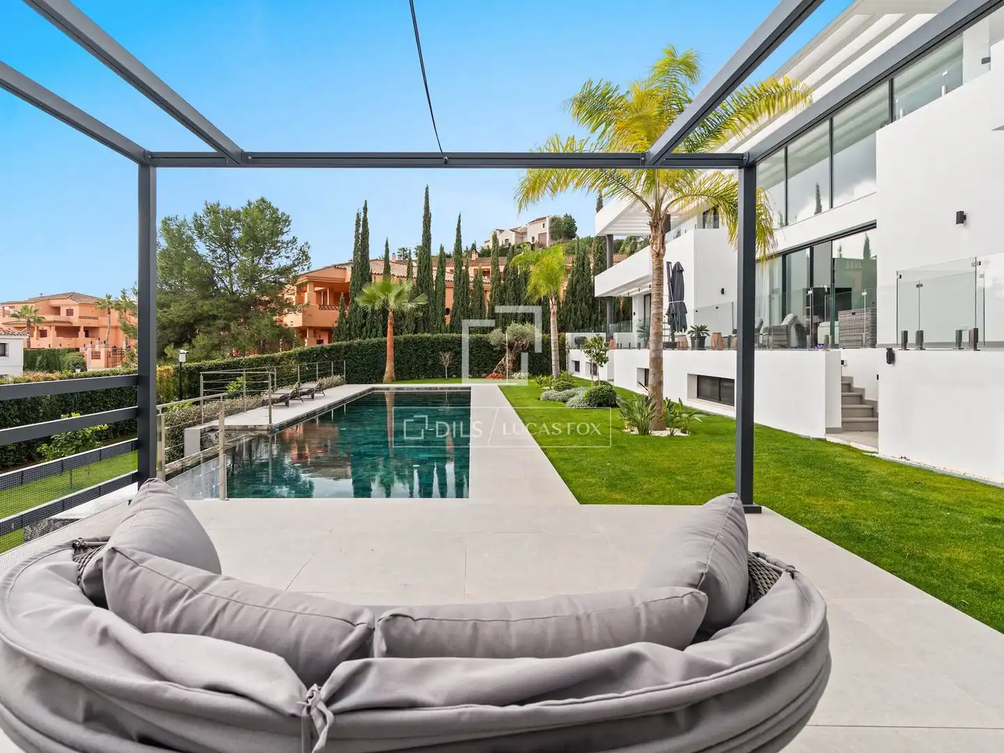 Terrace of Houses for sale in Benahavís  with Air Conditioner, Heating and Private garden