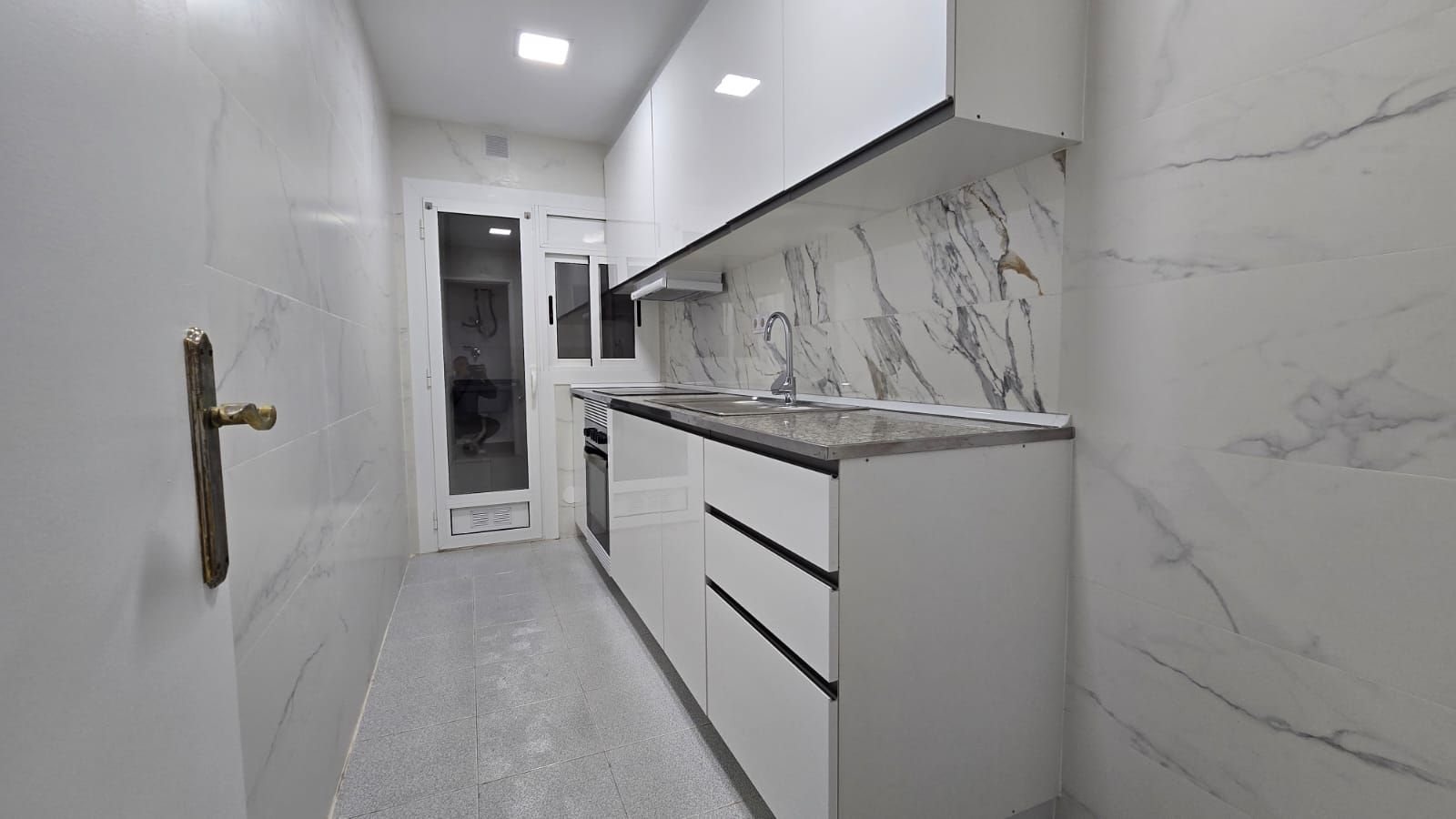 Kitchen of Flat for sale in Mollet del Vallès  with Air Conditioner, Heating and Balcony