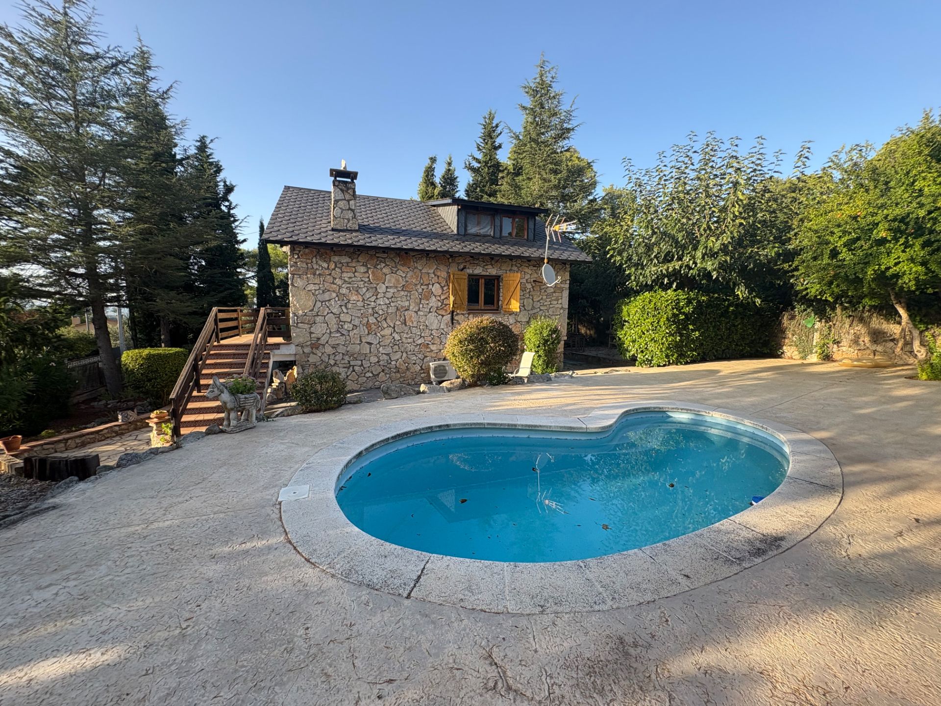 Piscina de Casa o xalet en venda en Mediona amb Aire condicionat, Jardí privat i Terrassa