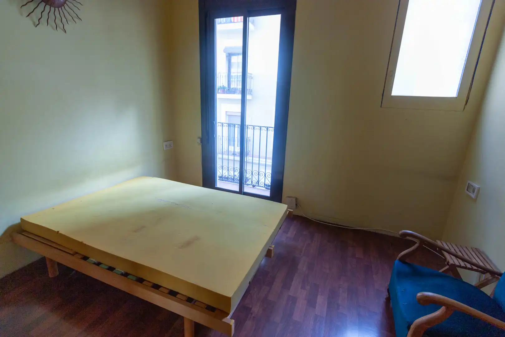 Schlafzimmer von Loft zum Verkauf in Barcelona mit Balkon