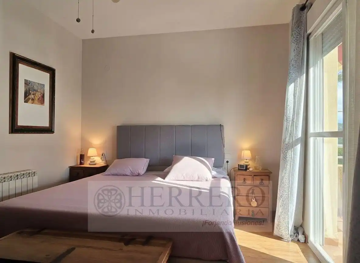 Habitación de Casa adosada en venta en Gandia con Aire acondicionado, Calefacción y Jardín privado