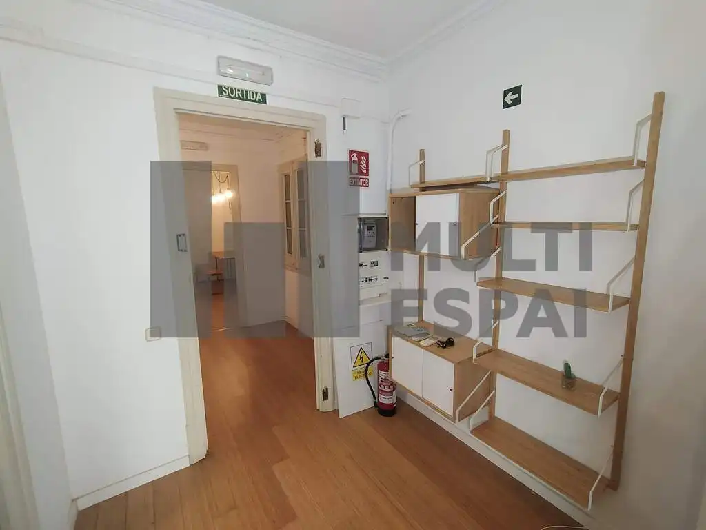 Oficina de alquiler en Barcelona con Aire acondicionado