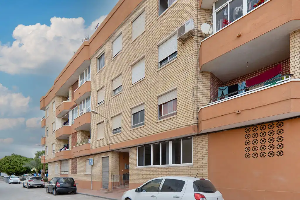 Vista exterior de Piso en venta en Pulpí