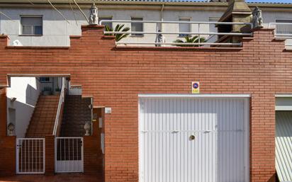 Vista exterior de Casa adosada en venda en Montmeló amb Aire condicionat, Calefacció i Terrassa