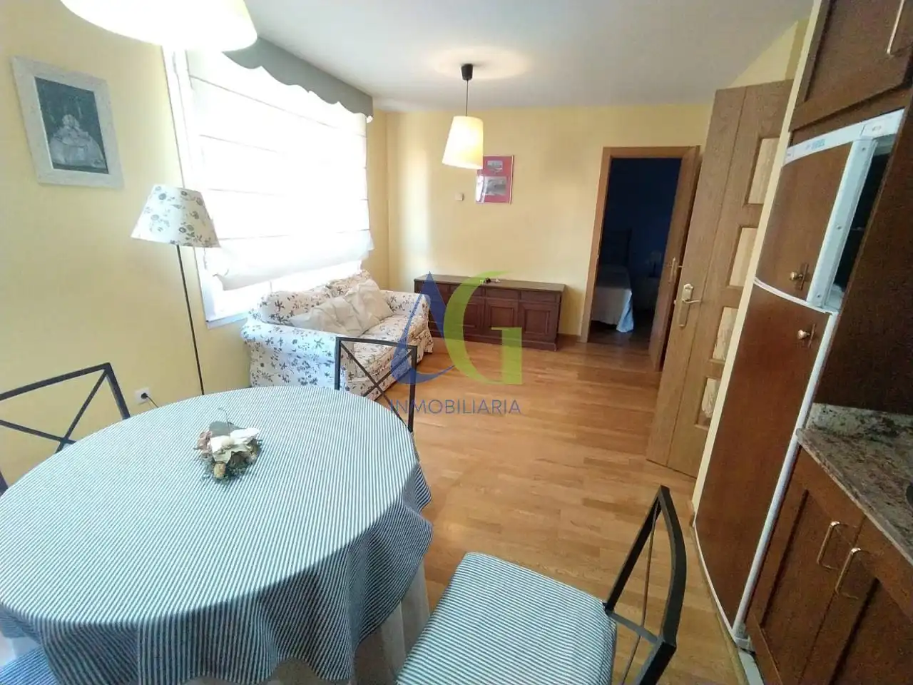 Habitación de Apartamento de alquiler en Villaquilambre con Calefacción, Parquet y Terraza