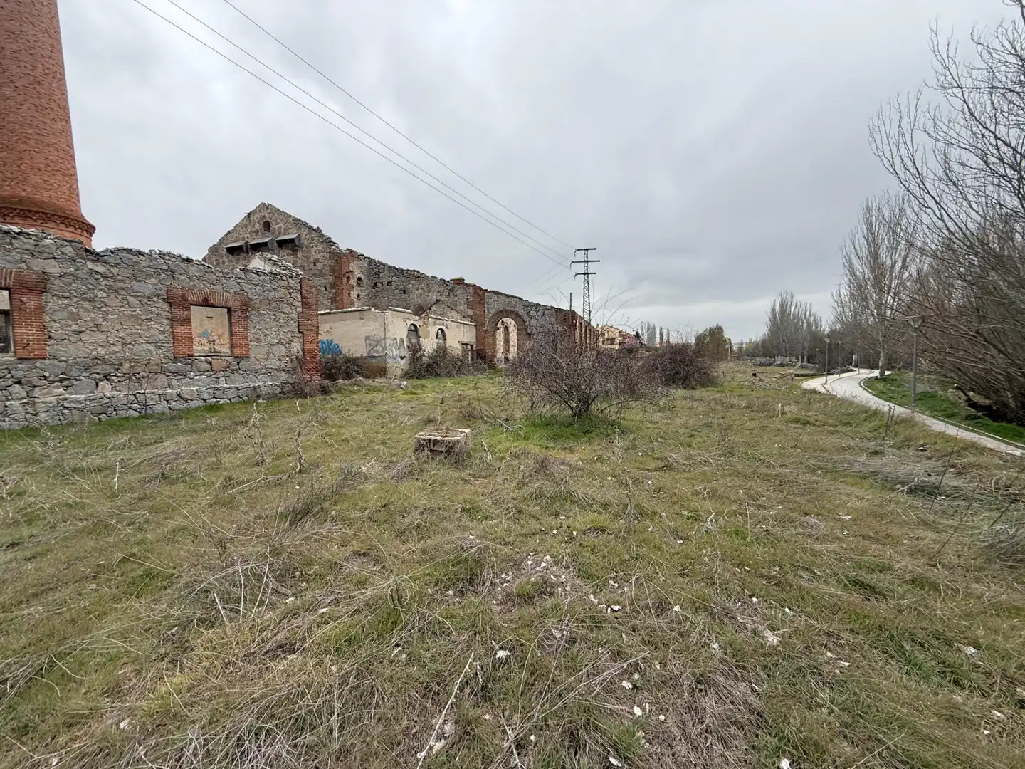 Terreno industrial en venta en Ávila