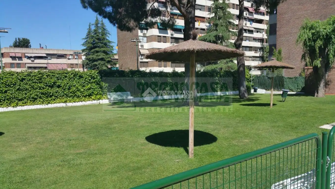 Garden of Flat for sale in Fuenlabrada  with Air Conditioner, Heating and Community pool