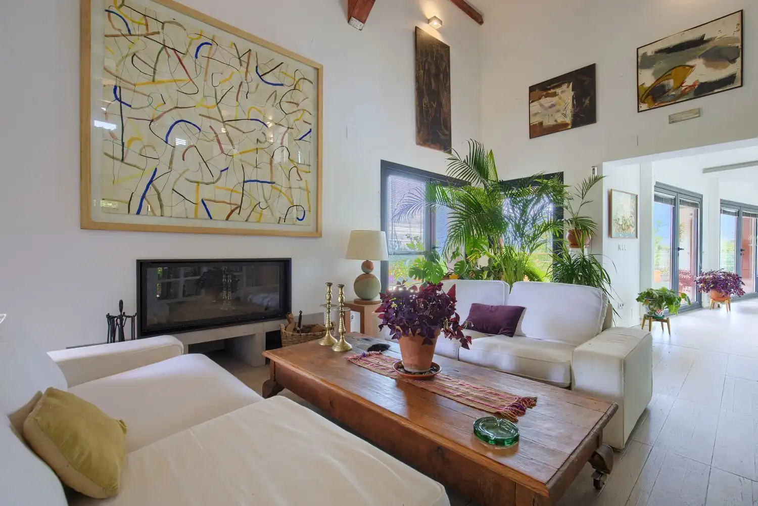 Living room of Country homes for sale in Jaraicejo  with Storage room and Community pool