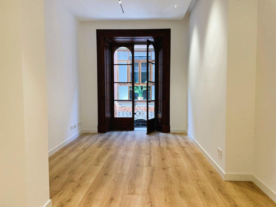 Flat for rent in  Palma de Mallorca  with Air Conditioner, Heating and Balcony