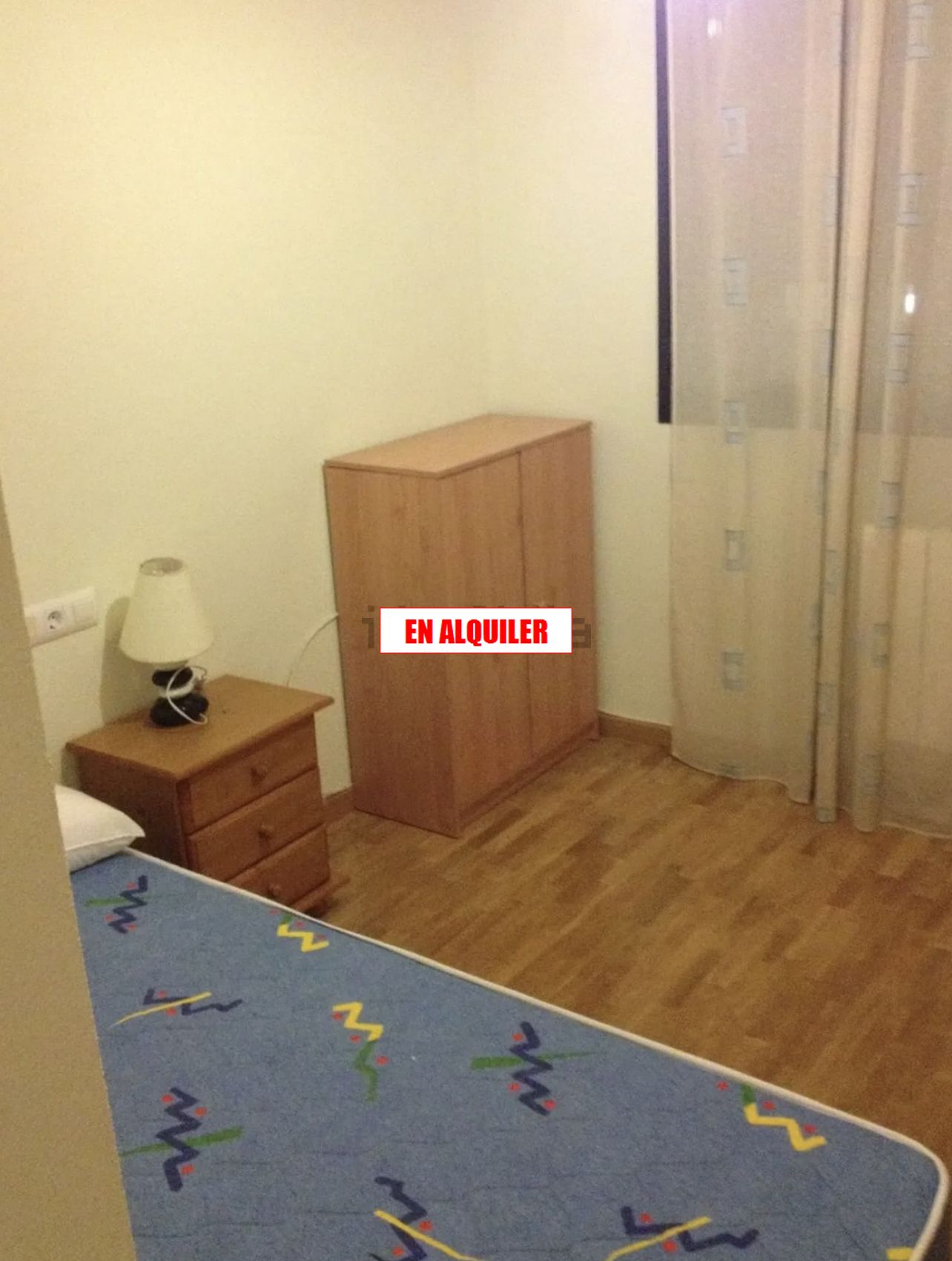 Bedroom of Flat to rent in Ciudad Real Capital  with Air Conditioner, Storage room and Swimming Pool