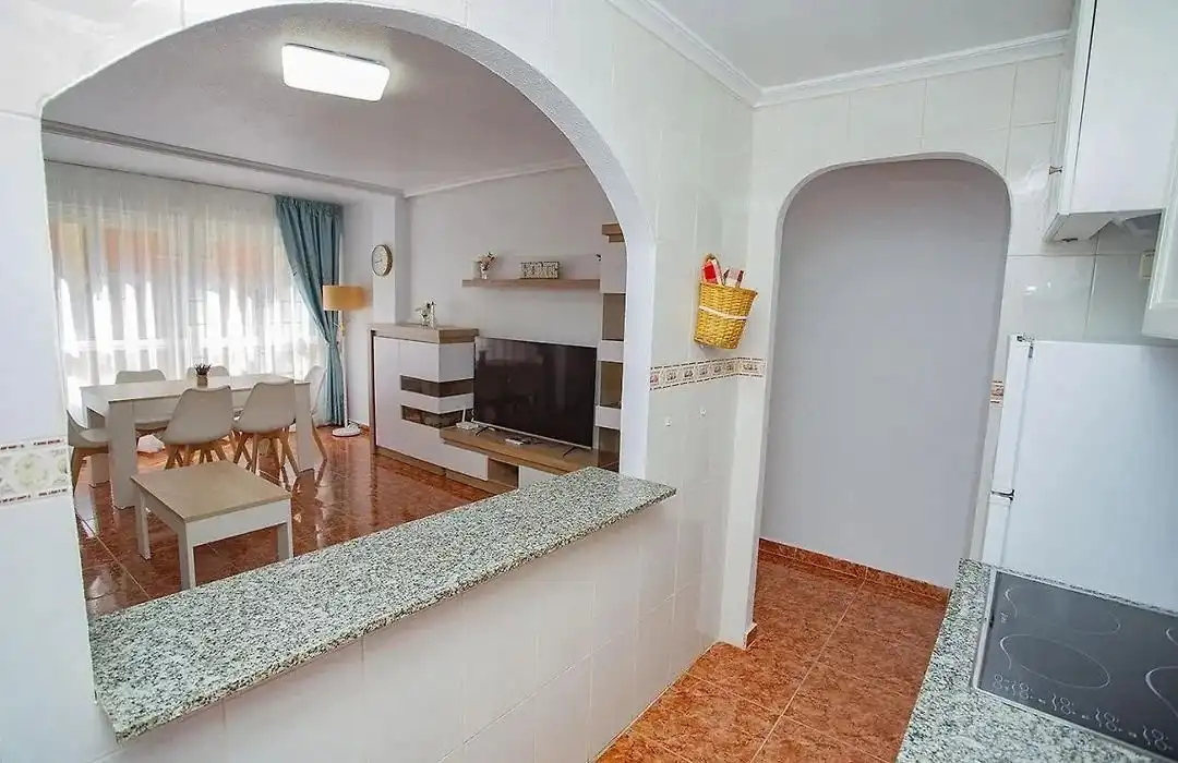 Apartamento de alquiler en Torrevieja con Aire acondicionado, Amueblado y Internet