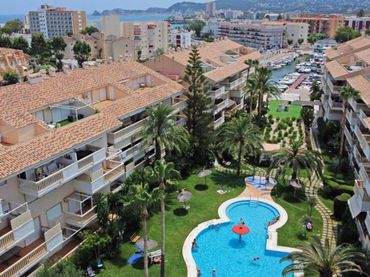 Mini appartamento con piscina in vendita a Montañar - El Arenal