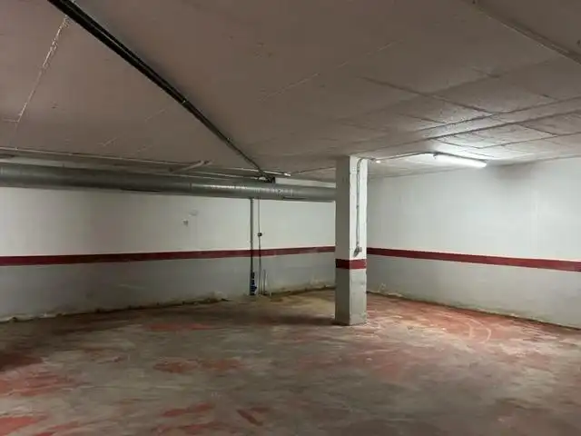 Garage for sale in Santiago el Mayor