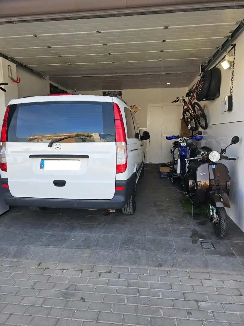 Parking de Casa o chalet en venta en Dos Hermanas con Aire acondicionado, Calefacción y Jardín privado