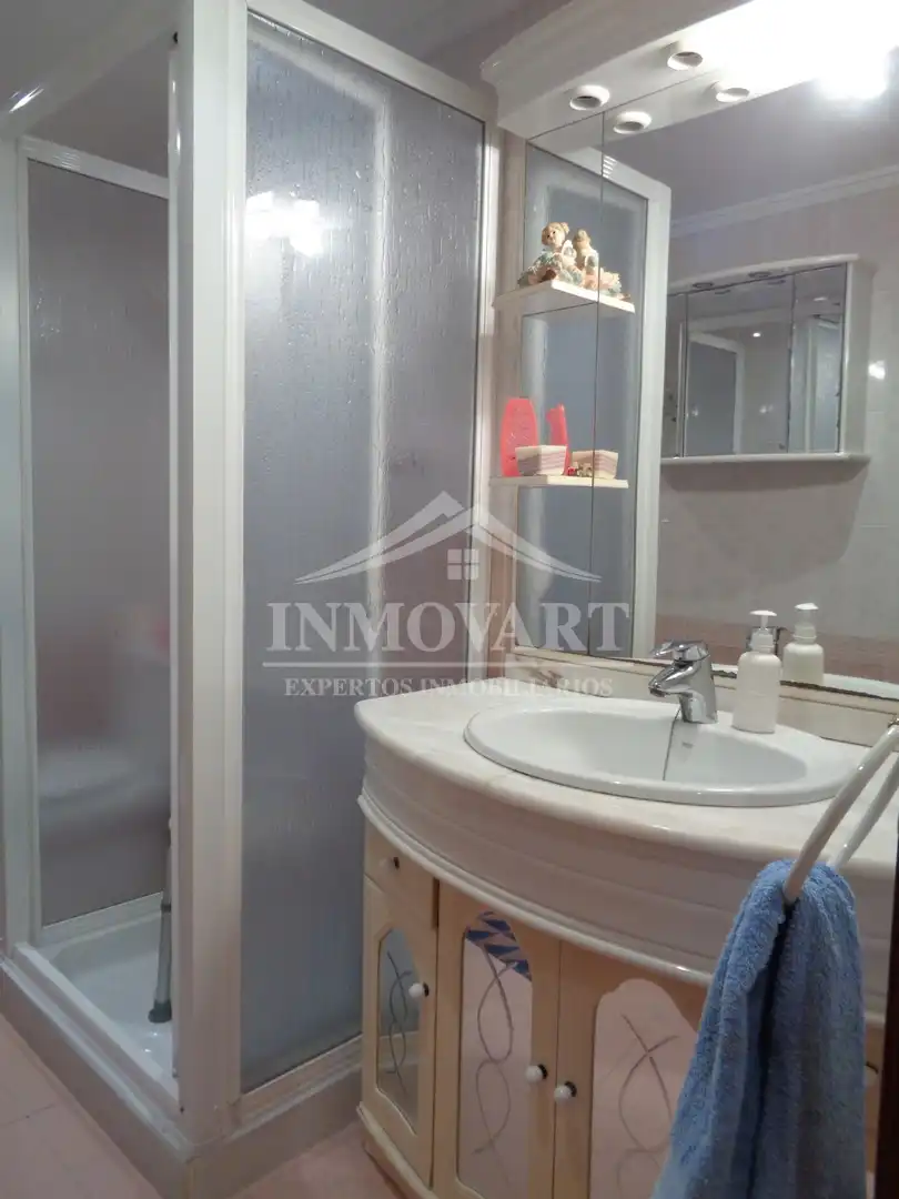 Baño de Piso en venta en Algemesí con Aire acondicionado, Trastero y Amueblado