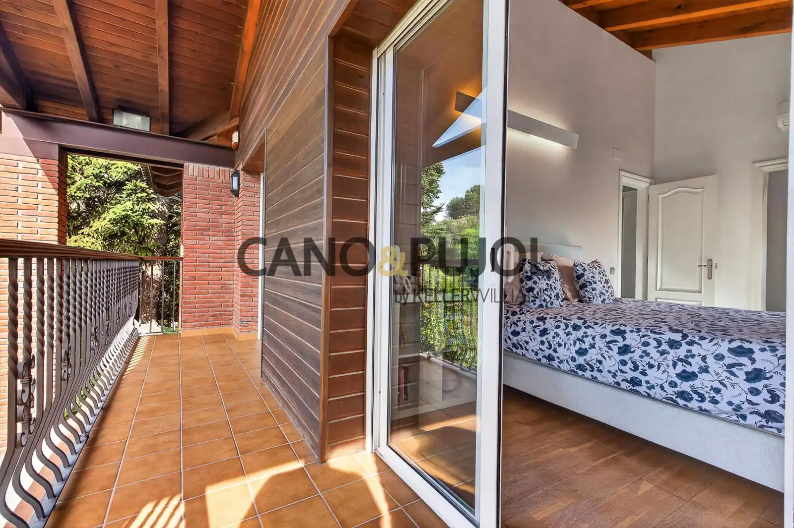Terrassa de Casa o xalet en venda en Sant Cugat del Vallès amb Aire condicionat, Calefacció i Terrassa