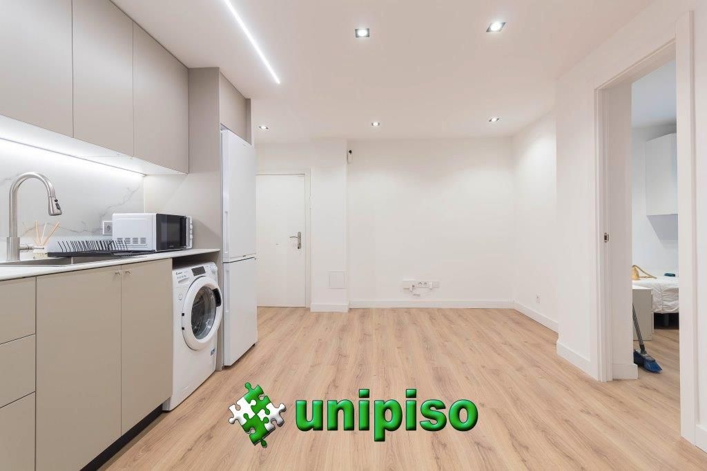 Kitchen of Flat to rent in Getafe  with Heating, Furnished and Oven