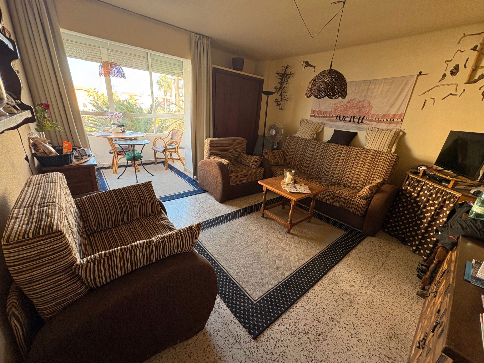 Sala d'estar de Apartament en venda en Torrox amb Terrassa, Moblat i Forn