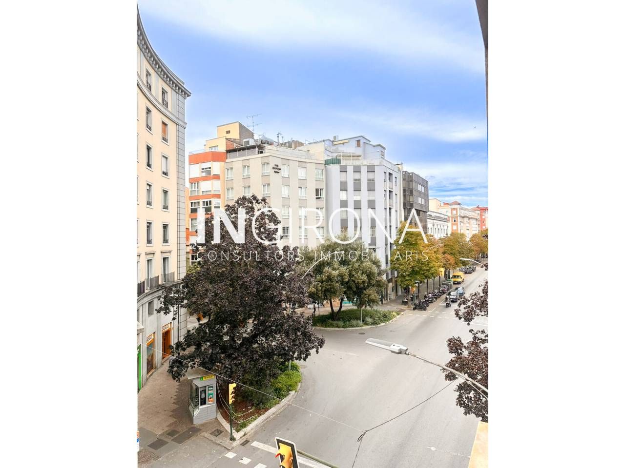 Vista exterior de Piso de alquiler en Girona Capital con Calefacción y Amueblado