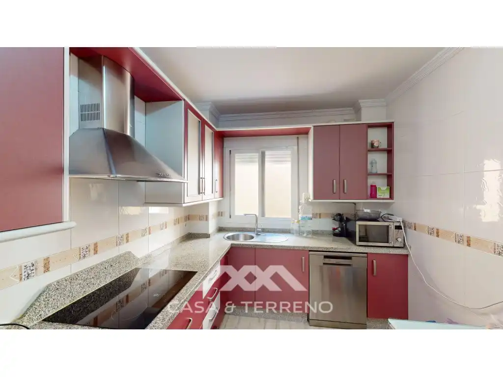 Cocina de Piso en venta en Vélez-Málaga con Aire acondicionado, Terraza y Horno