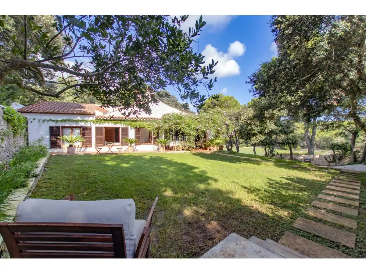Casa rústica con piscina en venta en Es Mercadal poble