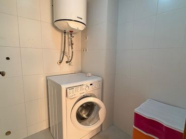 Appartamento con ascensore in vendita a Zona Hospital