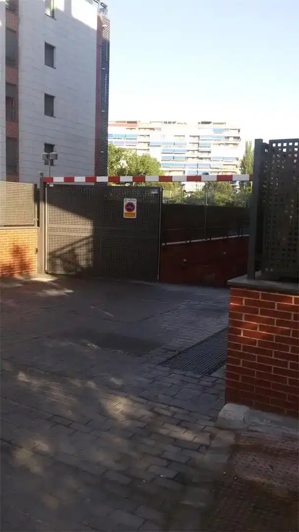 Parking of Garage for rent in Virgen del Rosario