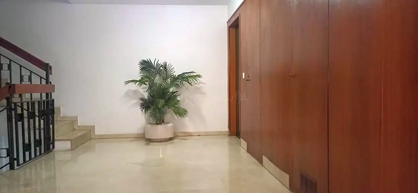 Apartamento de alquiler en Moncada con Aire acondicionado, Terraza y Amueblado