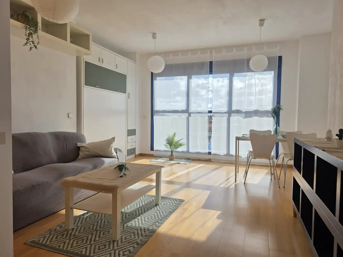 Sala de estar de Estudio en venta en Torrejón de Ardoz con Aire acondicionado, Calefacción y Trastero
