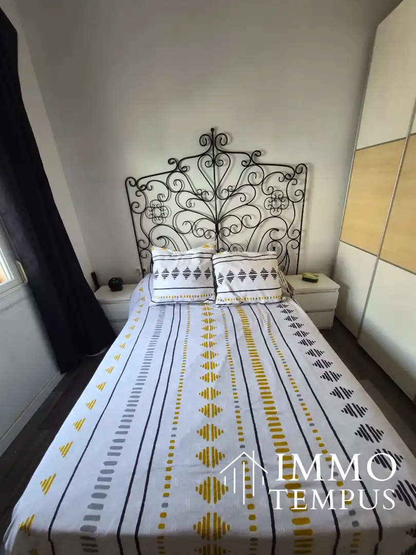 Bedroom of Flat for sale in Terrassa  with Parquet flooring, Terrace and Oven