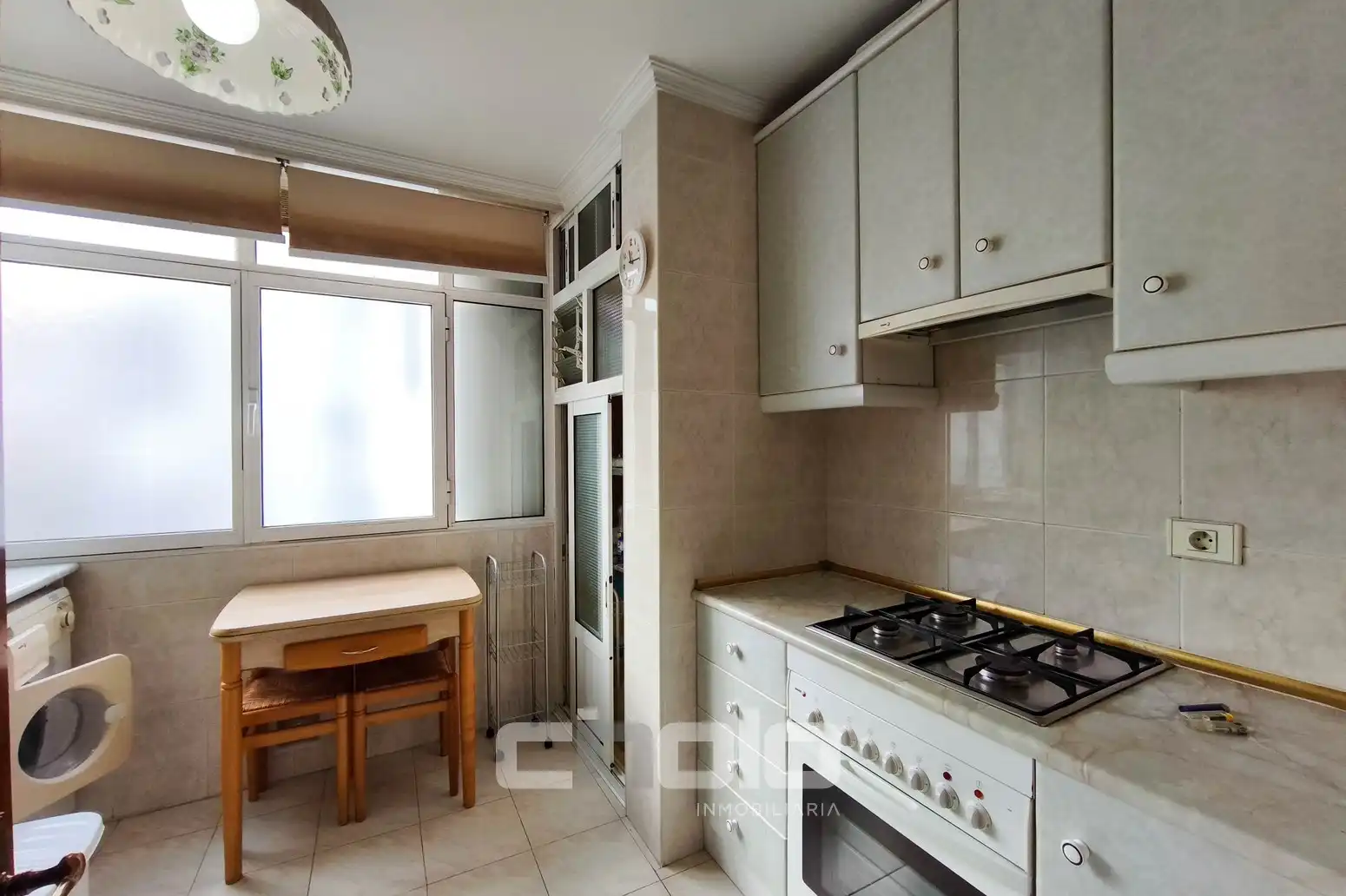 Cocina de Piso en venta en Lugo con Calefacción y Amueblado