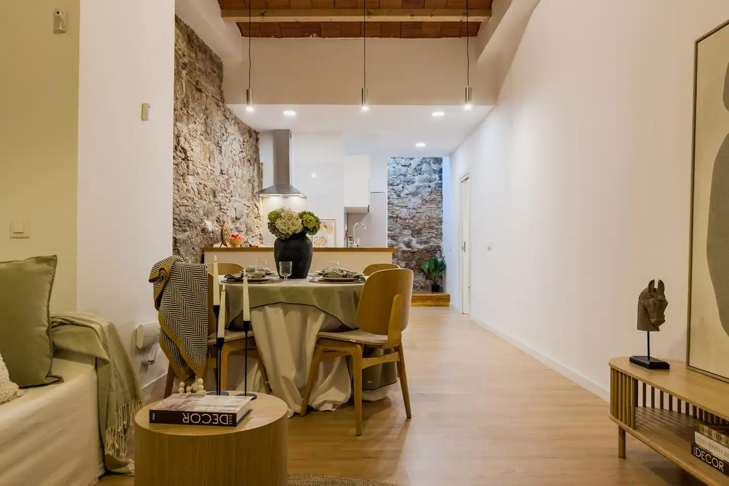 Comedor de Dúplex en venta en Barcelona con Aire acondicionado y Amueblado