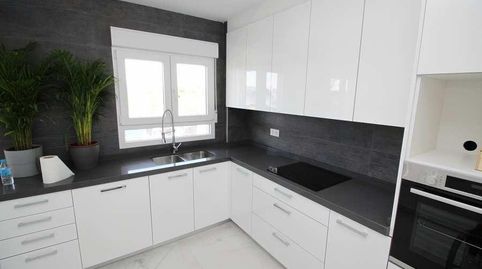 VILLA DE NUEVA CONSTRUCCIÓN DE ESTILO TRADICIONAL CON 5 DORMITORIOS EN PINOSO, imatge 3