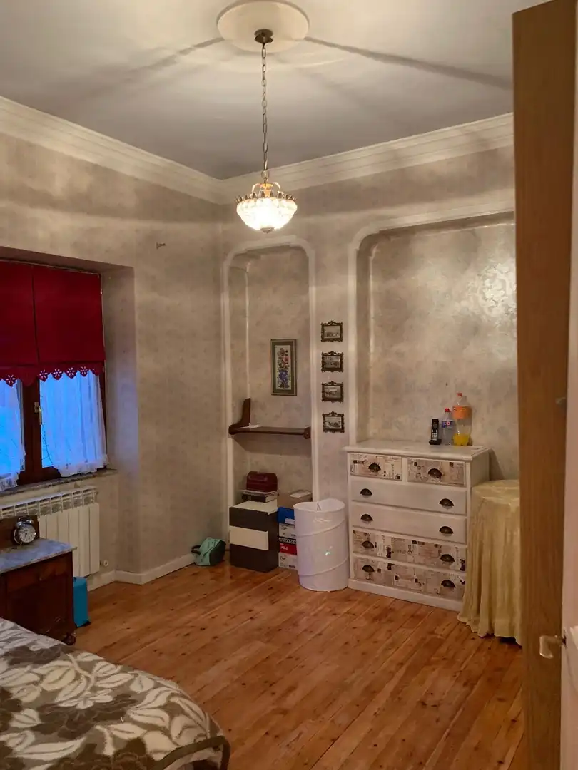 Dormitori de Casa o xalet en venda en Vitoria - Gasteiz amb Traster i Moblat
