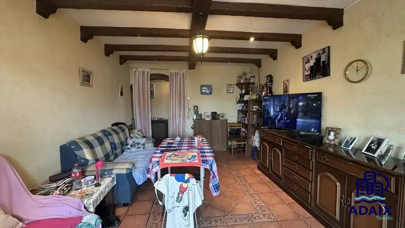 Sala de estar de Casa o chalet en venta en Navahermosa con Balcón