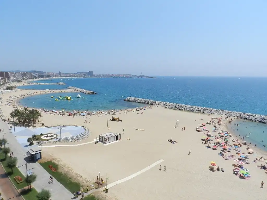Vista exterior de Àtic en venda en Calonge i Sant Antoni amb Calefacció, Terrassa i Balcó