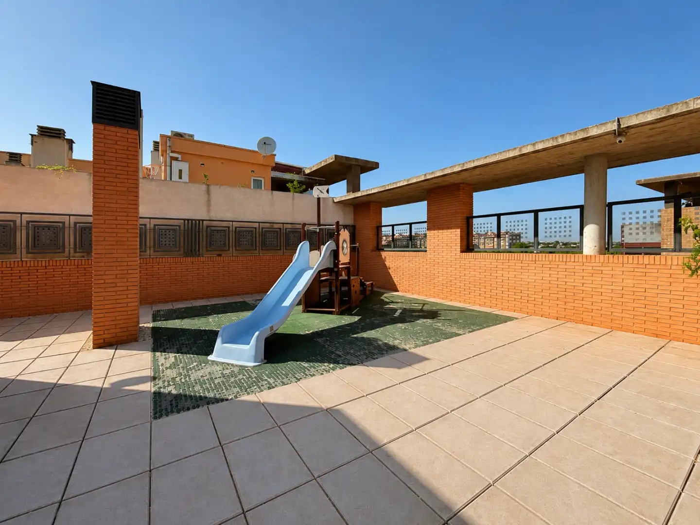 Terrassa de Pis en venda en San Vicente del Raspeig / Sant Vicent del Raspeig amb Aire condicionat, Calefacció i Terrassa