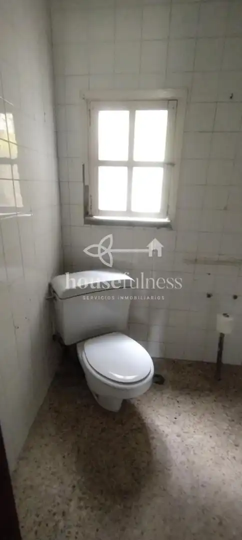 Bany de Casa o xalet en venda en Ferrol amb Jardí privat i Traster