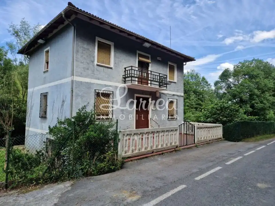 Vista exterior de Finca rústica en venda en Igorre amb Calefacció, Jardí privat i Terrassa