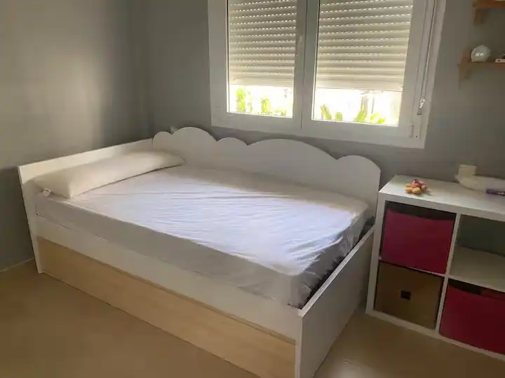 Dormitori de Apartament de lloguer en Vera amb Aire condicionat, Terrassa i Moblat