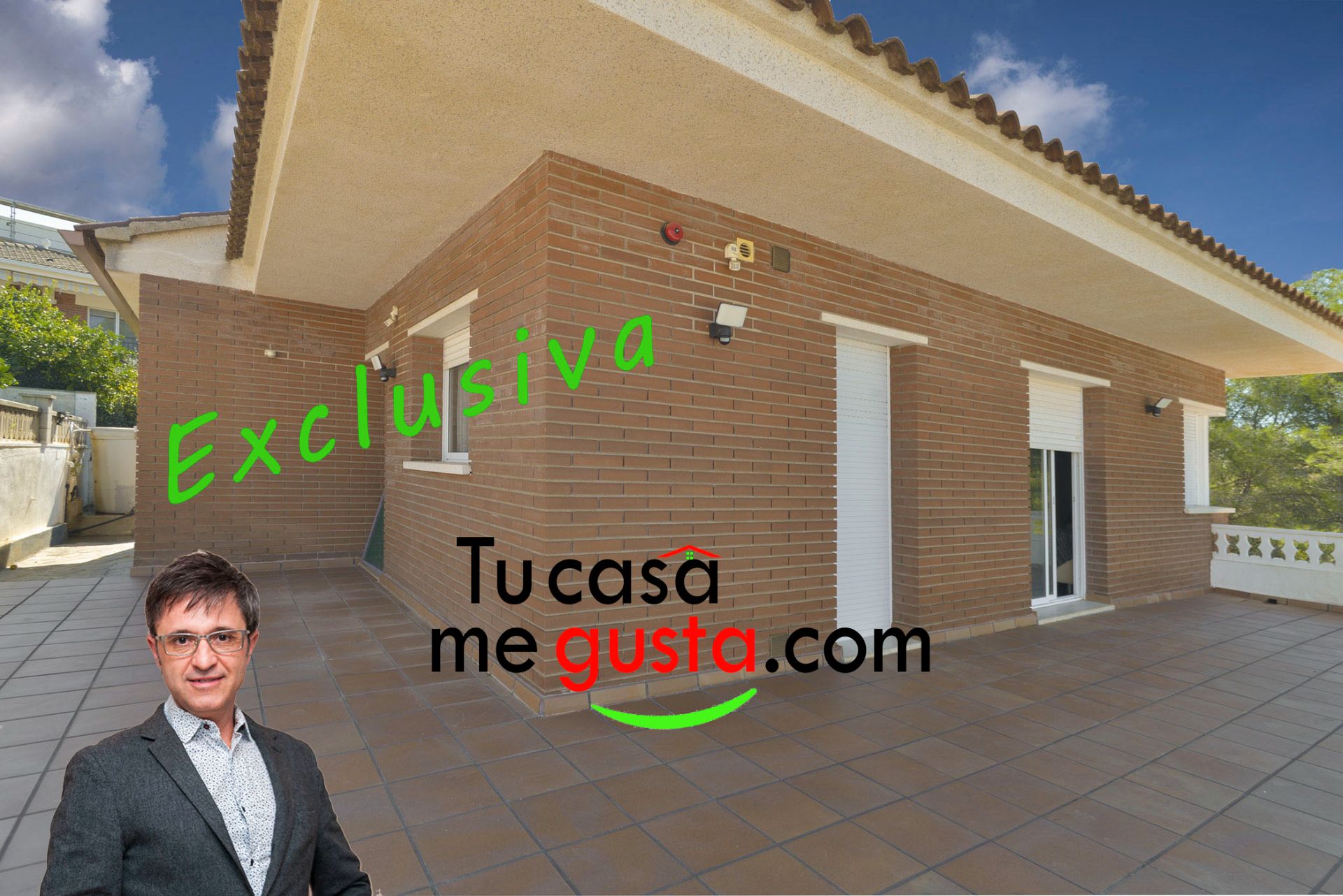 Vista exterior de Casa o xalet en venda en Sant Esteve Sesrovires amb Terrassa, Traster i Forn