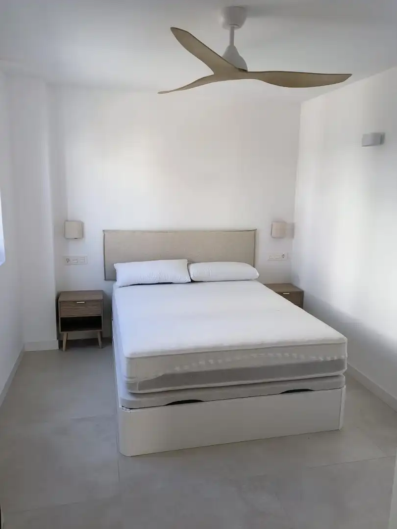 Bedroom of Flat for rent in Marbella  with Air Conditioner, Heating and Terrace