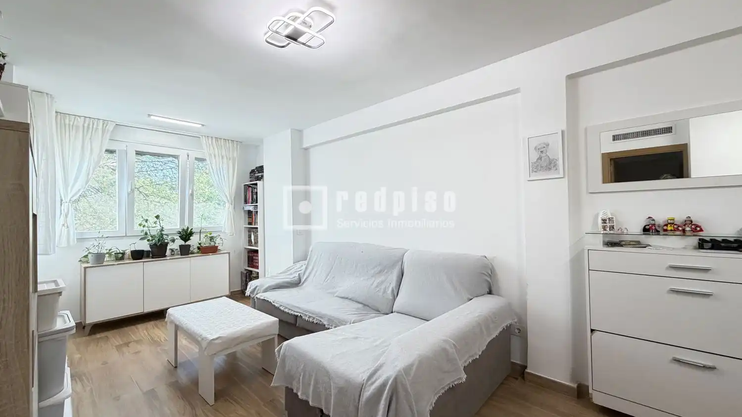 Living room of Flat for sale in Leganés  with Air Conditioner, Heating and Terrace