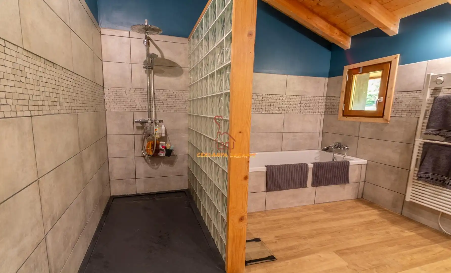 Baño de Casa o chalet en venta en Latour - de - Carol con Calefacción, Jardín privado y Parquet