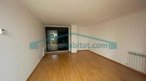 Foto 5 de Piso en venta en Avenida Magnòlies, de Les, Núcleo Urbano, La Pobla de Vallbona