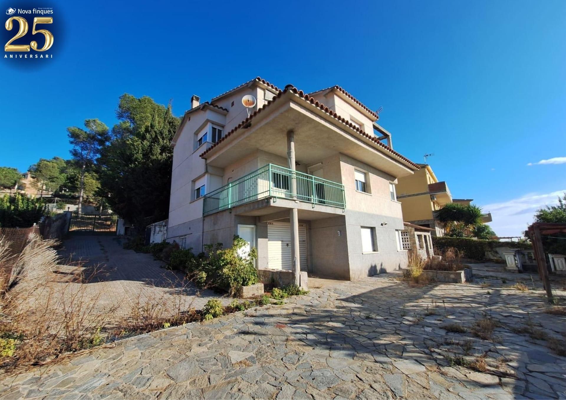 Vista exterior de Finca rústica en venda en Sentmenat amb Calefacció, Jardí privat i Terrassa