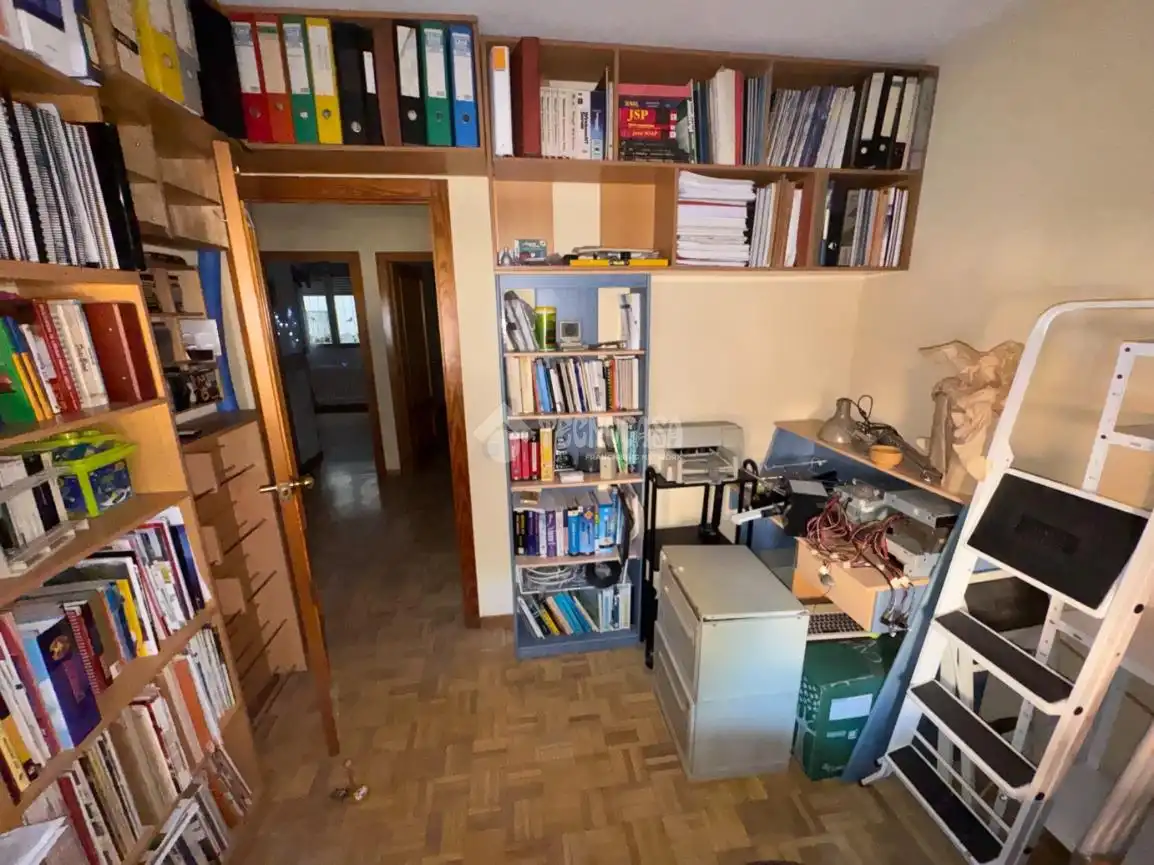 Flat for sale in Guadalajara  with Terrace and Home automation