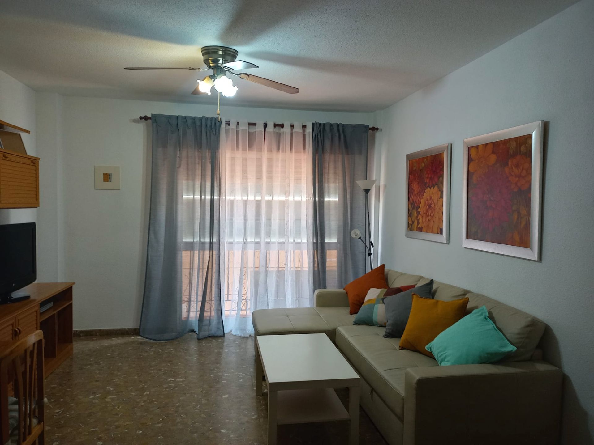 Living room of Apartment for sale in Rincón de la Victoria  with Air Conditioner, Heating and Furnished